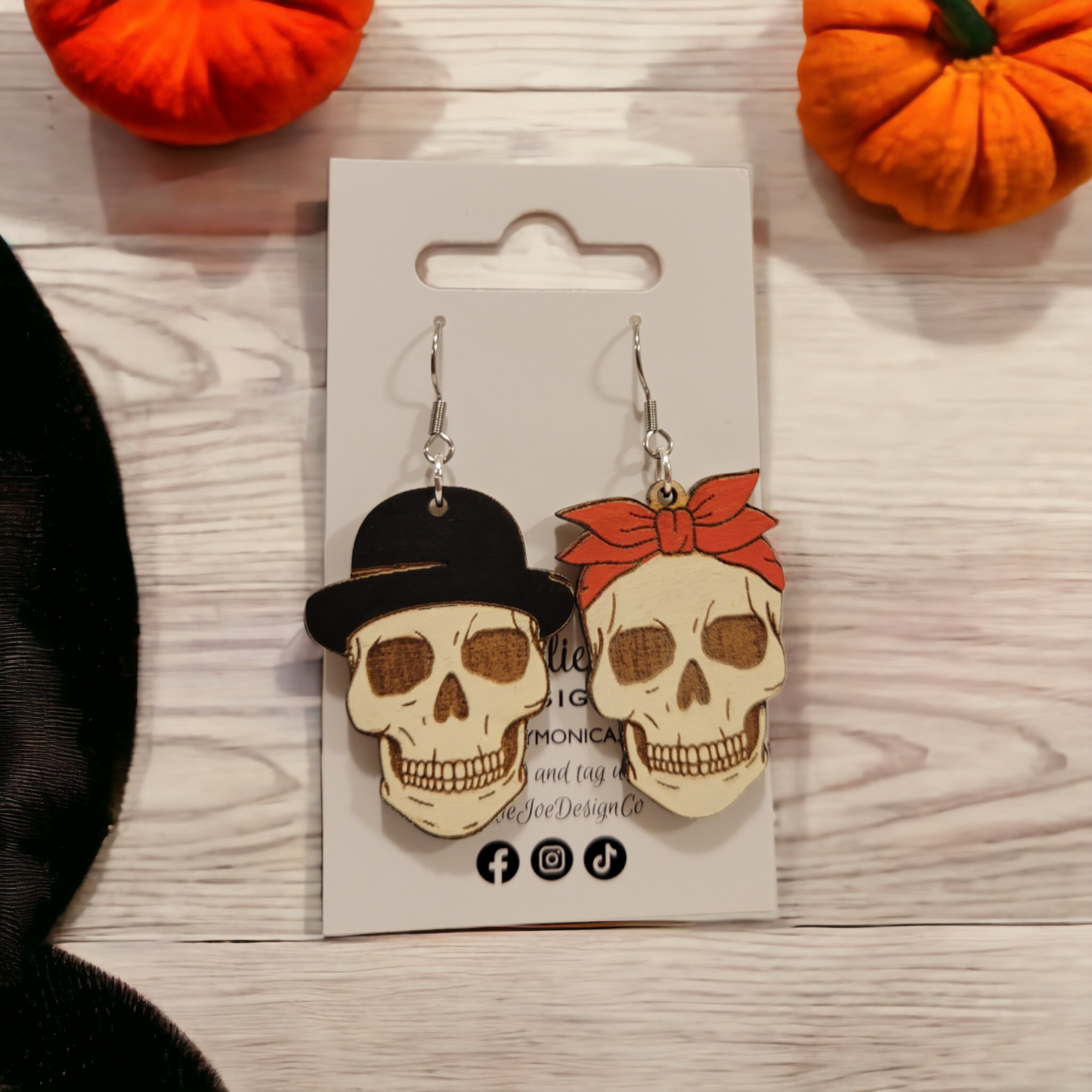 Skull Couple Dangles