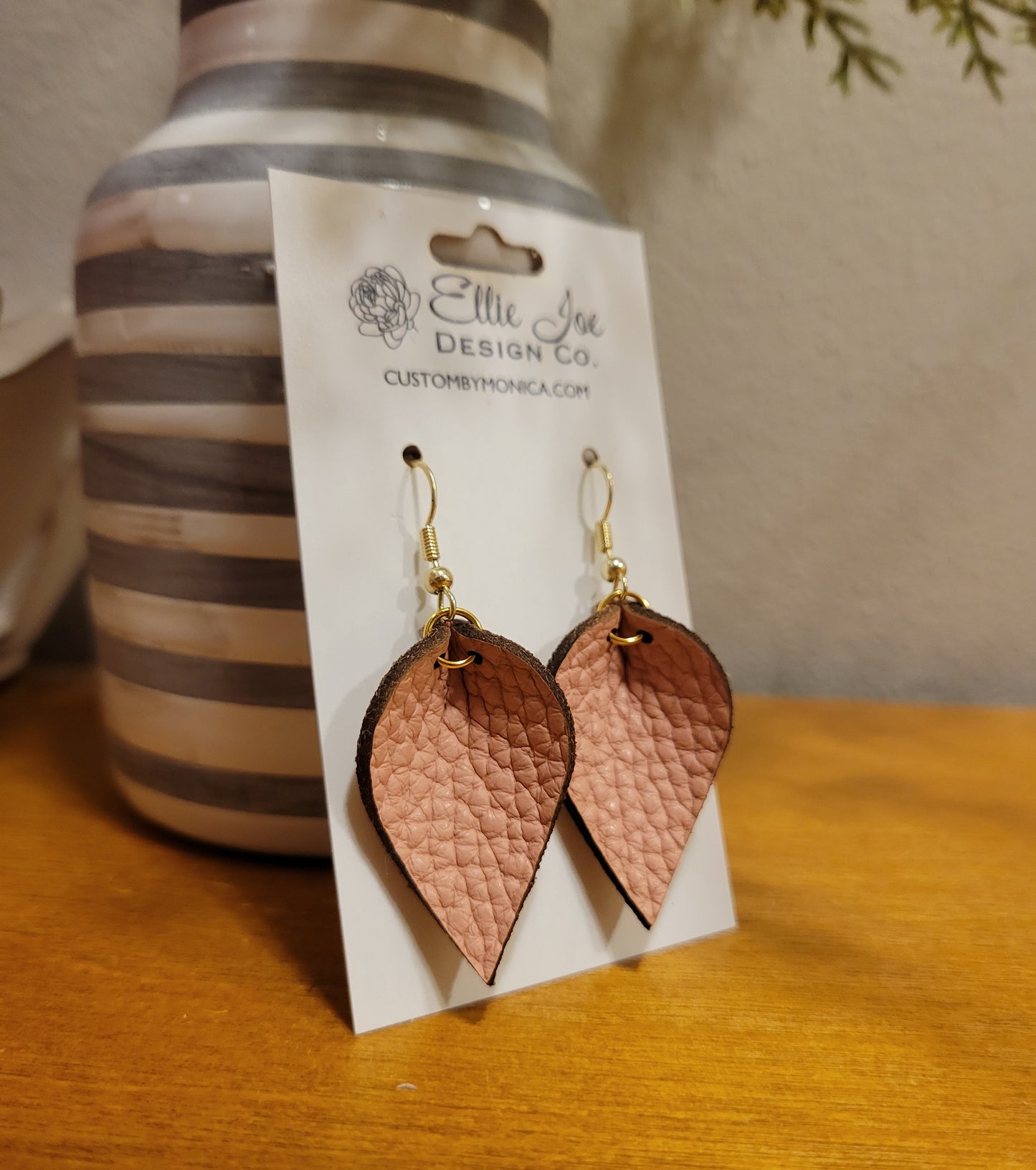 Pepin Dangles