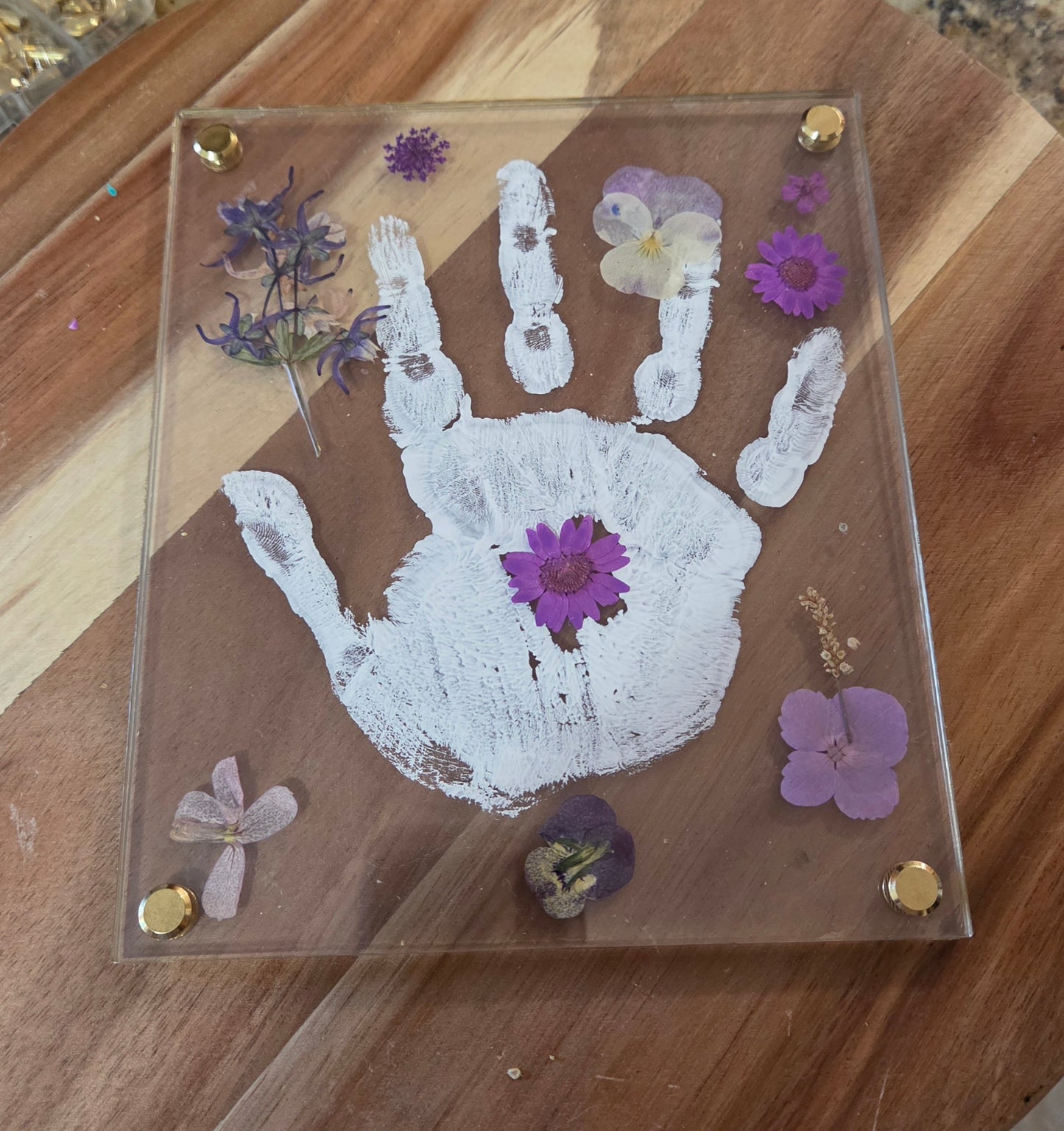 Grownup and Me Floral Frame: Suite Spot on April 17th from 4-7 pm